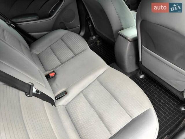 Серый Киа Форте, объемом двигателя 2 л и пробегом 257 тыс. км за 6990 $, фото 53 на Automoto.ua