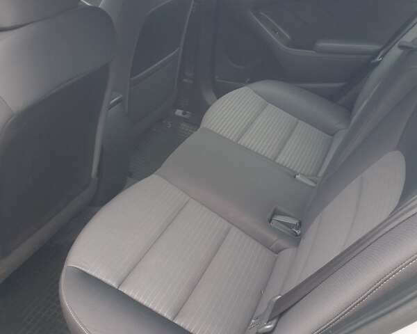 Серый Киа Форте, объемом двигателя 2 л и пробегом 200 тыс. км за 8500 $, фото 11 на Automoto.ua