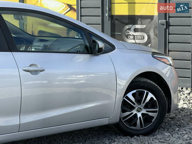 Киа Форте 2017 в Стрые на Automoto.ua Серый Киа Форте, объемом двигателя 2 л и пробегом 114 тыс. км за 10999 $, фото 26 на Automoto.ua