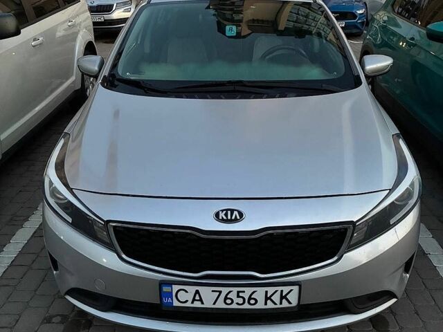 Сірий Кіа Форте, об'ємом двигуна 2 л та пробігом 260 тис. км за 8400 $, фото 1 на Automoto.ua