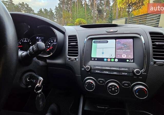 Кіа Форте 2017 у Києві на Automoto.ua Сірий Кіа Форте, об'ємом двигуна 2 л та пробігом 90 тис. км за 11000 $, фото 10 на Automoto.ua