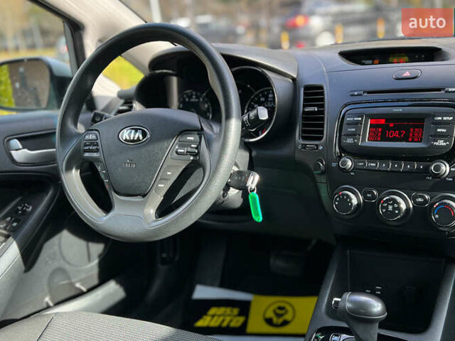 Серый Киа Форте, объемом двигателя 2 л и пробегом 86 тыс. км за 8999 $, фото 18 на Automoto.ua