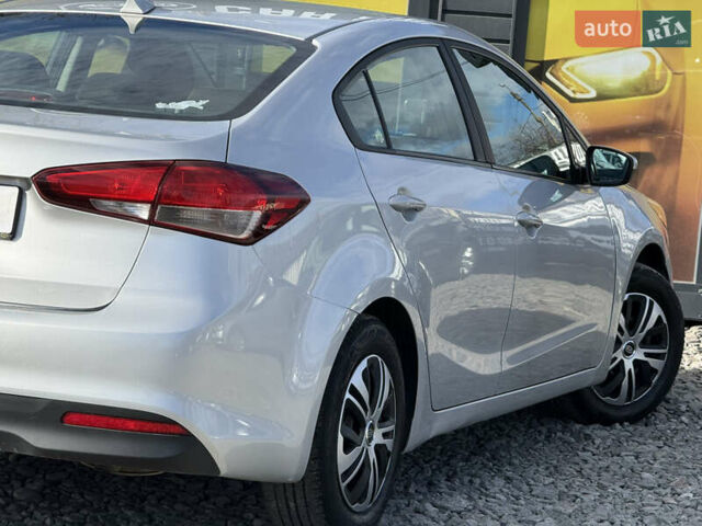 Киа Форте 2017 в Стрые на Automoto.ua Серый Киа Форте, объемом двигателя 2 л и пробегом 114 тыс. км за 10999 $, фото 24 на Automoto.ua