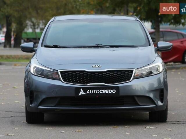 Кіа Форте 2017 у Києві на Automoto.ua Сірий Кіа Форте, об'ємом двигуна 2 л та пробігом 92 тис. км за 11800 $, фото 1 на Automoto.ua