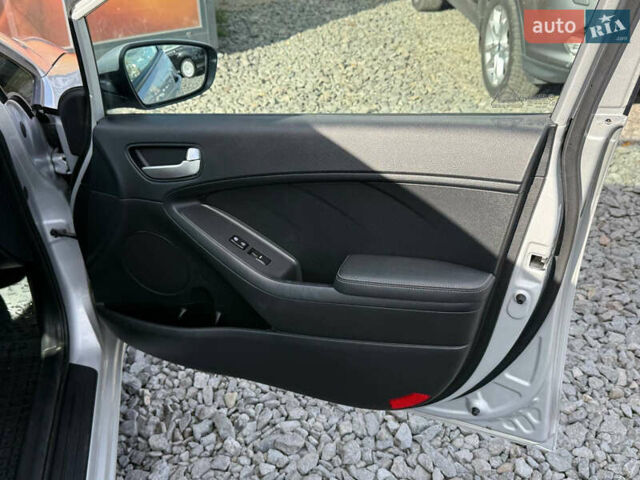 Серый Киа Форте, объемом двигателя 2 л и пробегом 114 тыс. км за 10800 $, фото 34 на Automoto.ua