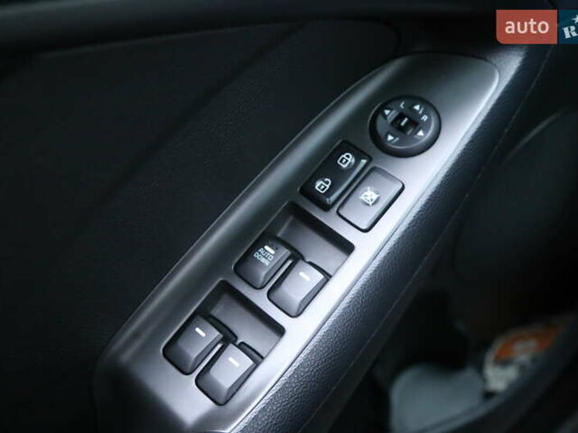 Кіа Форте 2017 у Києві на Automoto.ua Сірий Кіа Форте, об'ємом двигуна 2 л та пробігом 92 тис. км за 11800 $, фото 24 на Automoto.ua