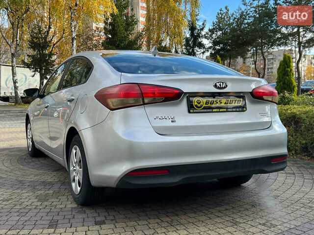 Сірий Кіа Форте, об'ємом двигуна 2 л та пробігом 86 тис. км за 8999 $, фото 4 на Automoto.ua