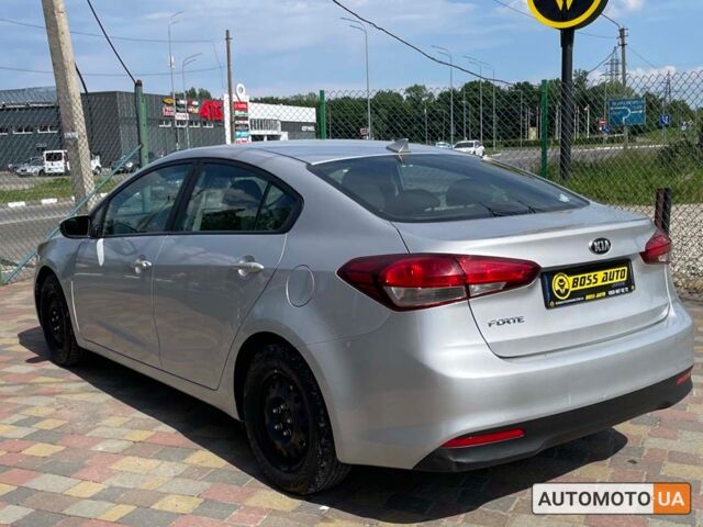 Сірий Кіа Форте, об'ємом двигуна 2 л та пробігом 114 тис. км за 12800 $, фото 3 на Automoto.ua