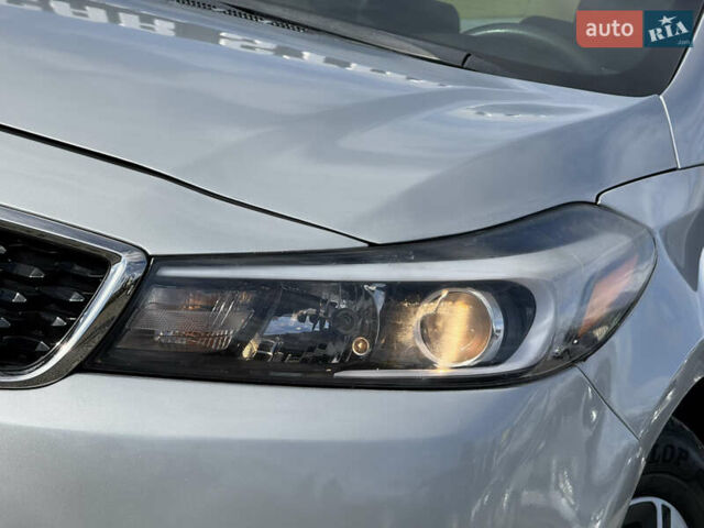 Киа Форте 2017 в Стрые на Automoto.ua Серый Киа Форте, объемом двигателя 2 л и пробегом 114 тыс. км за 10999 $, фото 14 на Automoto.ua
