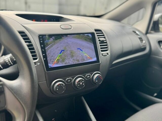 Серый Киа Форте, объемом двигателя 2 л и пробегом 188 тыс. км за 8600 $, фото 10 на Automoto.ua