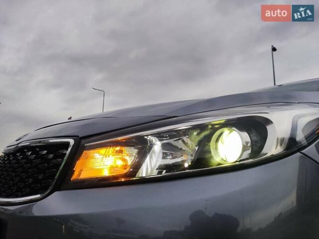 Серый Киа Форте, объемом двигателя 2 л и пробегом 144 тыс. км за 12900 $, фото 1 на Automoto.ua
