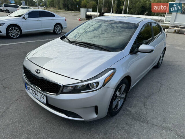 Серый Киа Форте, объемом двигателя 2 л и пробегом 88 тыс. км за 14000 $, фото 21 на Automoto.ua