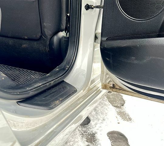 Серый Киа Форте, объемом двигателя 2 л и пробегом 115 тыс. км за 11000 $, фото 6 на Automoto.ua