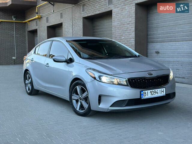Серый Киа Форте, объемом двигателя 2 л и пробегом 95 тыс. км за 12999 $, фото 7 на Automoto.ua