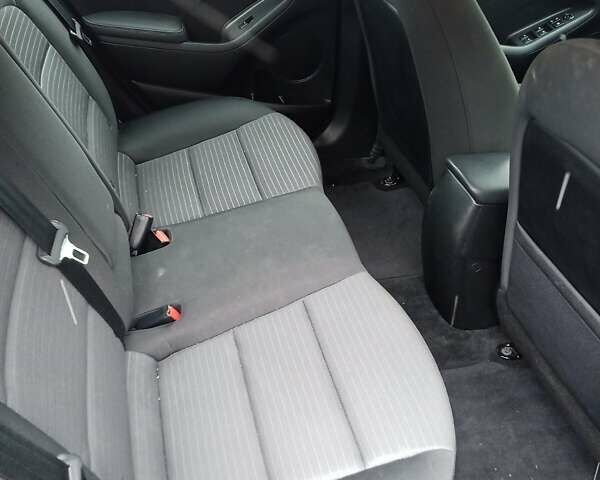 Серый Киа Форте, объемом двигателя 2 л и пробегом 28 тыс. км за 12800 $, фото 18 на Automoto.ua