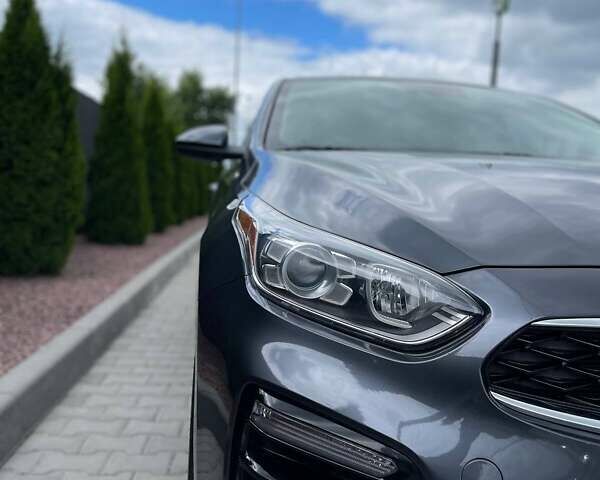 Сірий Кіа Форте, об'ємом двигуна 2 л та пробігом 75 тис. км за 15700 $, фото 10 на Automoto.ua