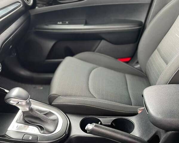 Сірий Кіа Форте, об'ємом двигуна 2 л та пробігом 75 тис. км за 15700 $, фото 59 на Automoto.ua