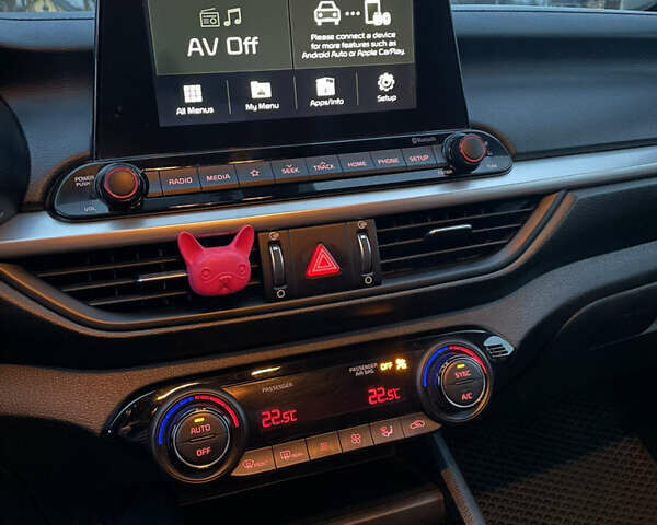 Серый Киа Форте, объемом двигателя 2 л и пробегом 98 тыс. км за 14500 $, фото 4 на Automoto.ua