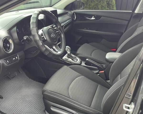 Сірий Кіа Форте, об'ємом двигуна 2 л та пробігом 75 тис. км за 15700 $, фото 63 на Automoto.ua