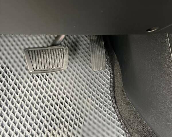 Сірий Кіа Форте, об'ємом двигуна 2 л та пробігом 75 тис. км за 15700 $, фото 51 на Automoto.ua