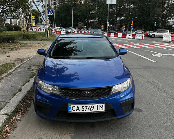Синій Кіа Форте, об'ємом двигуна 2 л та пробігом 260 тис. км за 7300 $, фото 1 на Automoto.ua
