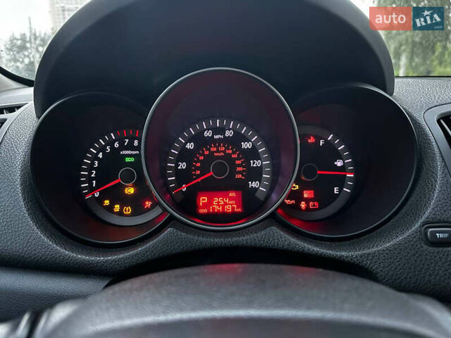 Синій Кіа Форте, об'ємом двигуна 2 л та пробігом 260 тис. км за 7300 $, фото 10 на Automoto.ua