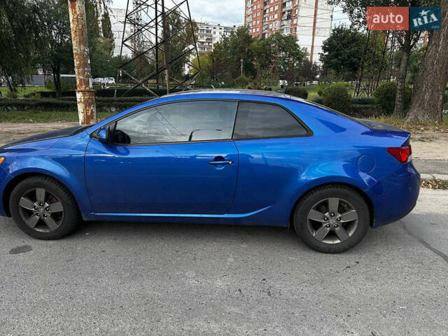 Синій Кіа Форте, об'ємом двигуна 2 л та пробігом 260 тис. км за 7300 $, фото 3 на Automoto.ua