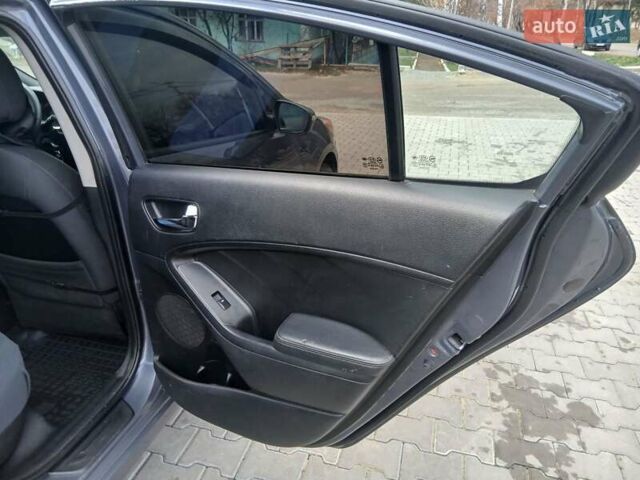 Синий Киа Форте, объемом двигателя 1.8 л и пробегом 307 тыс. км за 6900 $, фото 17 на Automoto.ua