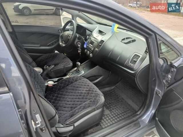 Синий Киа Форте, объемом двигателя 1.8 л и пробегом 307 тыс. км за 6900 $, фото 56 на Automoto.ua