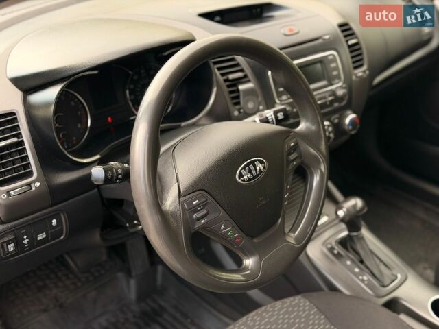 Синій Кіа Форте, об'ємом двигуна 1.8 л та пробігом 155 тис. км за 7750 $, фото 20 на Automoto.ua