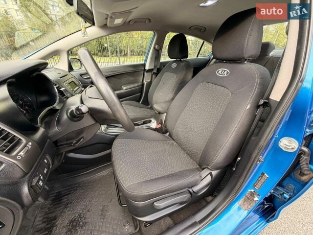 Синій Кіа Форте, об'ємом двигуна 1.8 л та пробігом 155 тис. км за 7750 $, фото 18 на Automoto.ua