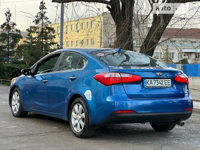 Синий Киа Форте, объемом двигателя 2 л и пробегом 145 тыс. км за 9499 $, фото 5 на Automoto.ua