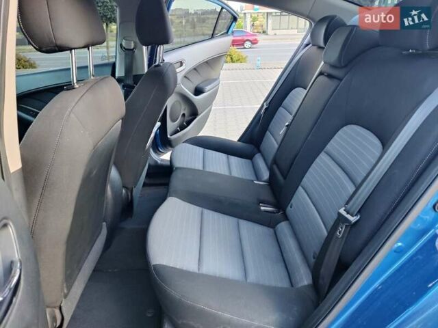 Синий Киа Форте, объемом двигателя 2 л и пробегом 174 тыс. км за 8600 $, фото 20 на Automoto.ua