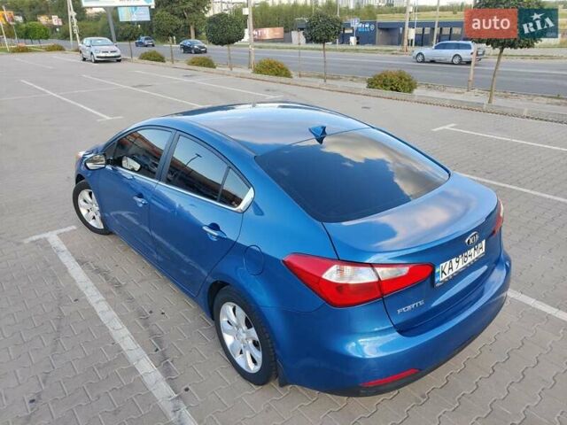 Синий Киа Форте, объемом двигателя 2 л и пробегом 174 тыс. км за 8600 $, фото 6 на Automoto.ua
