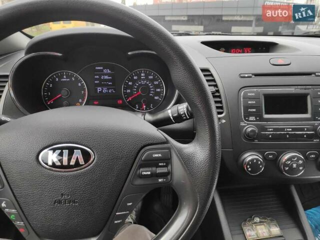 Синій Кіа Форте, об'ємом двигуна 1.8 л та пробігом 167 тис. км за 8600 $, фото 3 на Automoto.ua