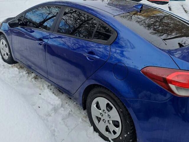 Синий Киа Форте, объемом двигателя 2 л и пробегом 97 тыс. км за 9300 $, фото 3 на Automoto.ua