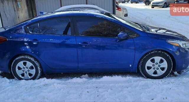 Синий Киа Форте, объемом двигателя 2 л и пробегом 97 тыс. км за 9300 $, фото 2 на Automoto.ua