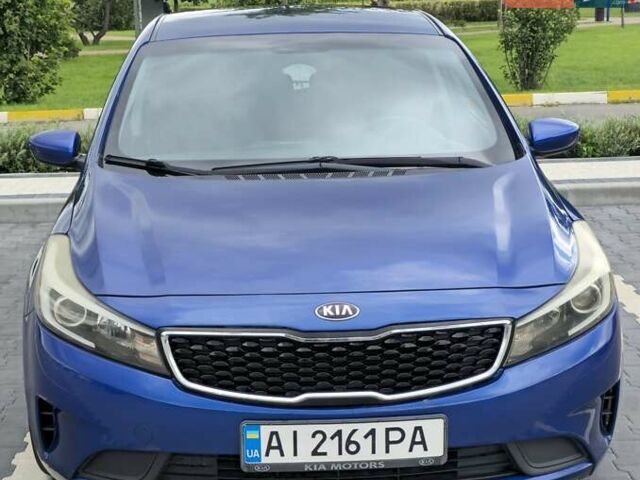 Синий Киа Форте, объемом двигателя 2 л и пробегом 186 тыс. км за 9000 $, фото 1 на Automoto.ua