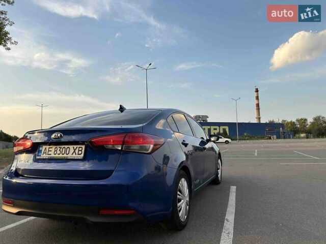 Синий Киа Форте, объемом двигателя 2 л и пробегом 125 тыс. км за 11500 $, фото 21 на Automoto.ua