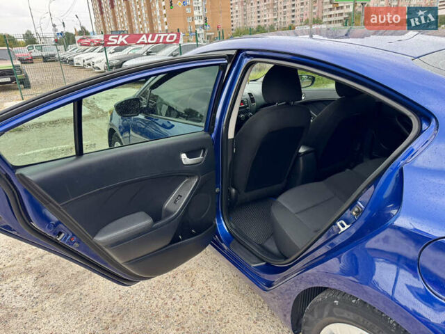 Синий Киа Форте, объемом двигателя 2 л и пробегом 179 тыс. км за 9700 $, фото 15 на Automoto.ua