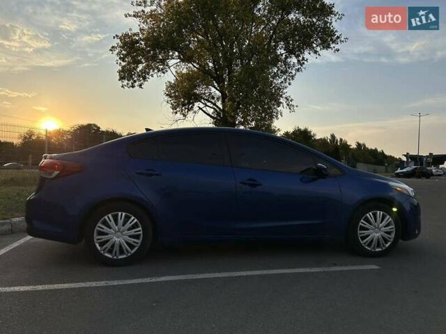 Синий Киа Форте, объемом двигателя 2 л и пробегом 125 тыс. км за 11500 $, фото 17 на Automoto.ua