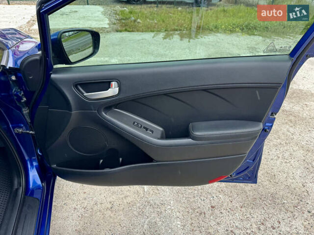 Синий Киа Форте, объемом двигателя 2 л и пробегом 179 тыс. км за 9700 $, фото 24 на Automoto.ua