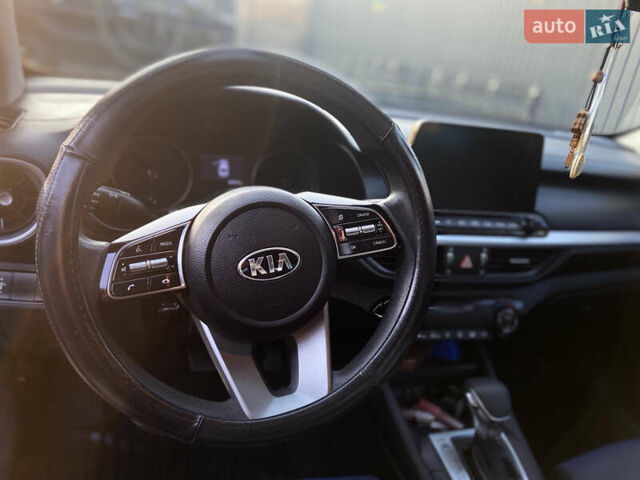 Киа Форте 2018 в Первомайск на Automoto.ua Синий Киа Форте, объемом двигателя 2 л и пробегом 84 тыс. км за 12500 $, фото 6 на Automoto.ua
