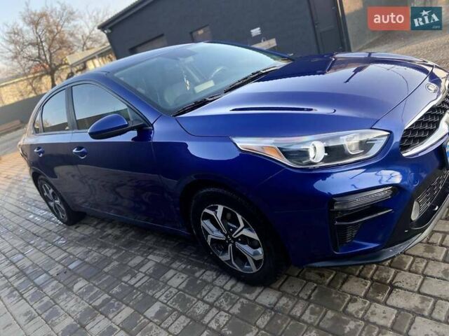 Синій Кіа Форте, об'ємом двигуна 2 л та пробігом 84 тис. км за 12500 $, фото 5 на Automoto.ua