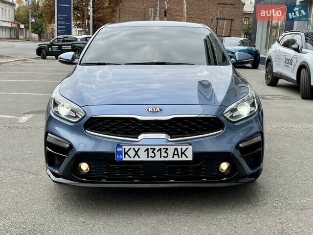 Синий Киа Форте, объемом двигателя 1.6 л и пробегом 44 тыс. км за 16200 $, фото 2 на Automoto.ua