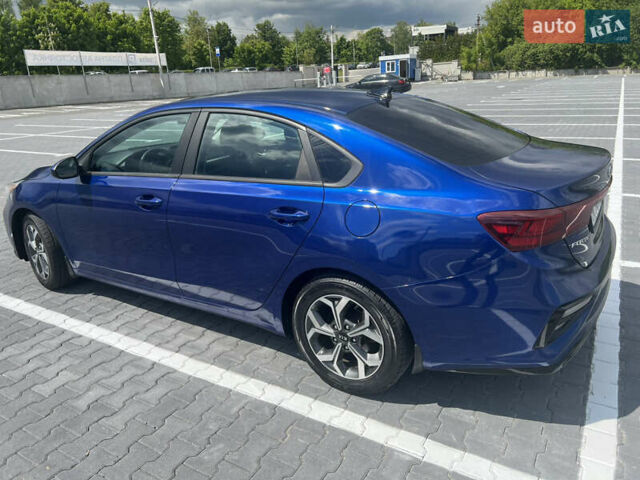 Синій Кіа Форте, об'ємом двигуна 2 л та пробігом 99 тис. км за 15000 $, фото 6 на Automoto.ua