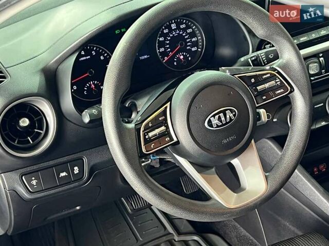 Синий Киа Форте, объемом двигателя 2 л и пробегом 113 тыс. км за 14099 $, фото 9 на Automoto.ua