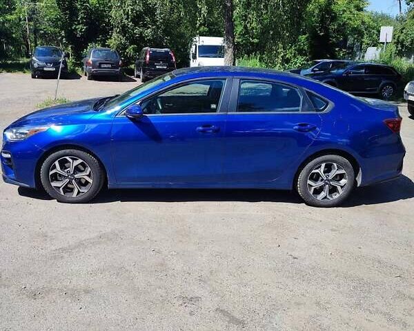 Синий Киа Форте, объемом двигателя 2 л и пробегом 110 тыс. км за 13300 $, фото 5 на Automoto.ua