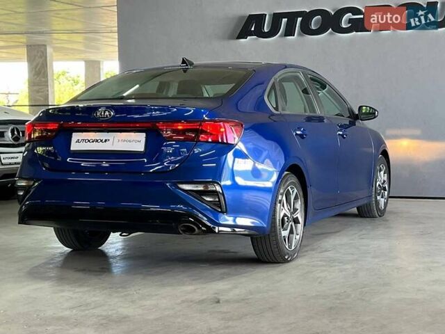 Синий Киа Форте, объемом двигателя 2 л и пробегом 113 тыс. км за 14099 $, фото 6 на Automoto.ua