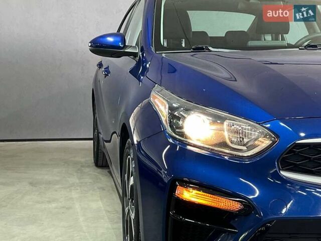 Синий Киа Форте, объемом двигателя 2 л и пробегом 113 тыс. км за 14099 $, фото 1 на Automoto.ua